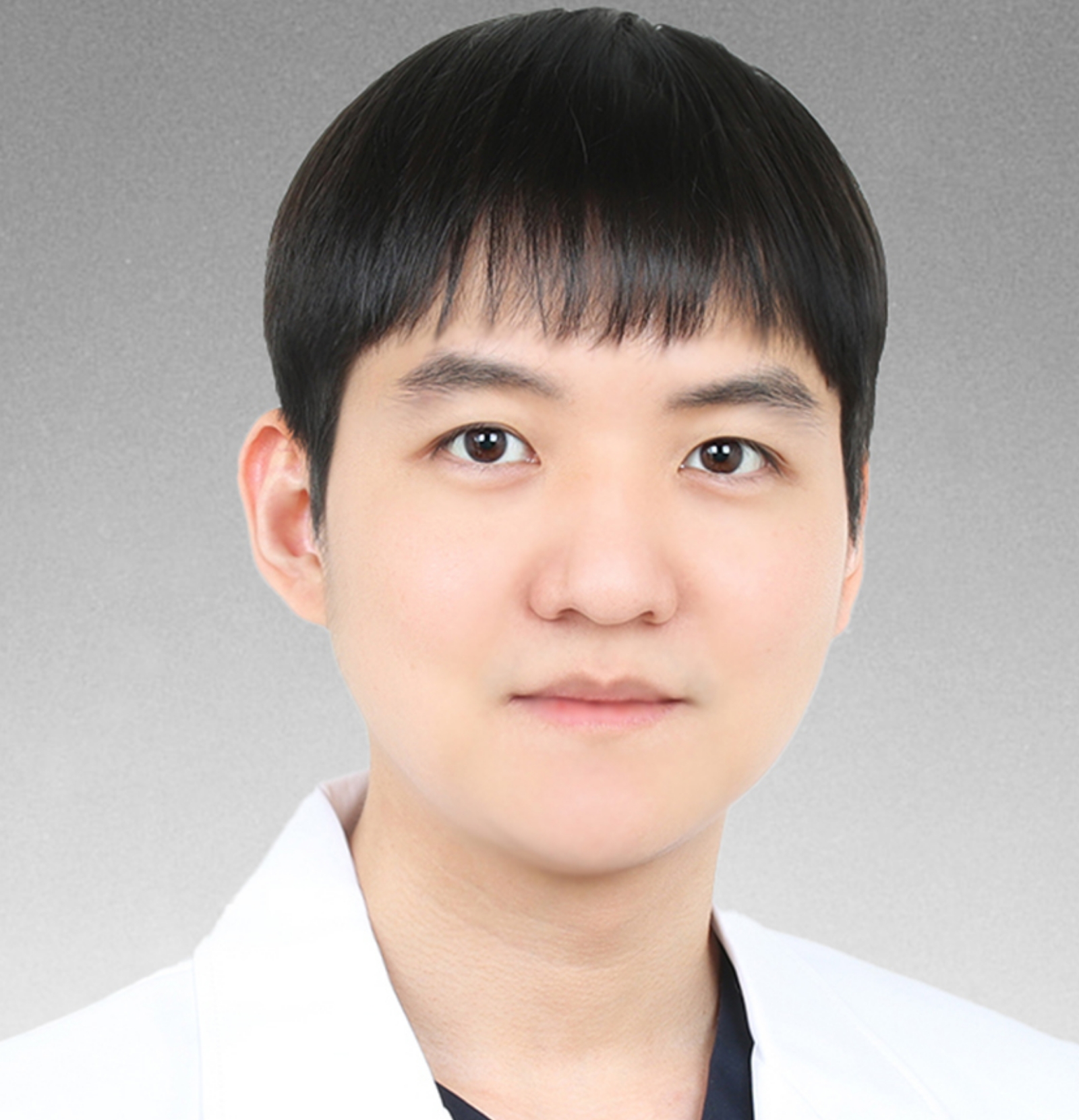 김동욱